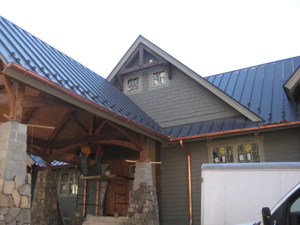 Craftsman Roofing team delivering quality roofing work in Azusa